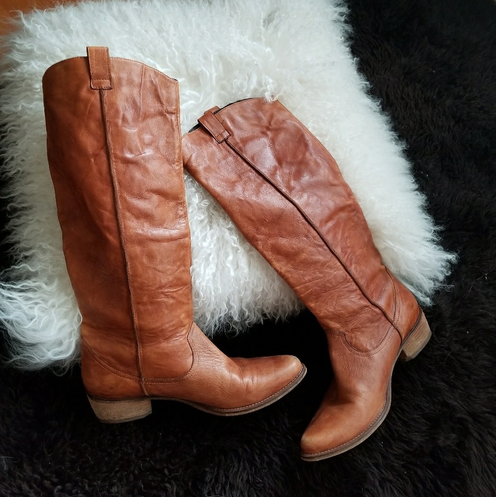 Steve Madden Cognac Leather Sannaa Boots